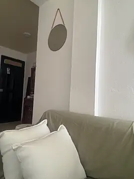 Snapshot of Zara_Bel chatting on October 10, 2025, 6:18 pm Zara Bel online show from October 10, 2025, 6:18 pm