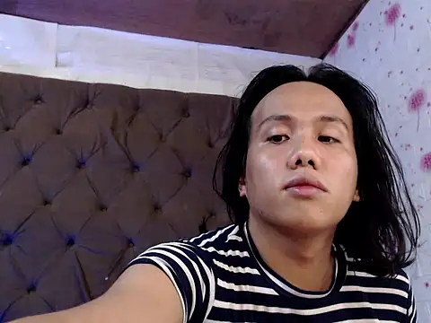 Cockyliciousx online show from November 21, 2025, 1:43 pm