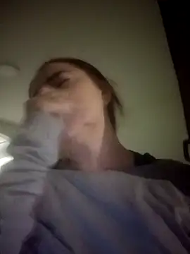 tany90 online show from February 18, 2026, 3:13 am