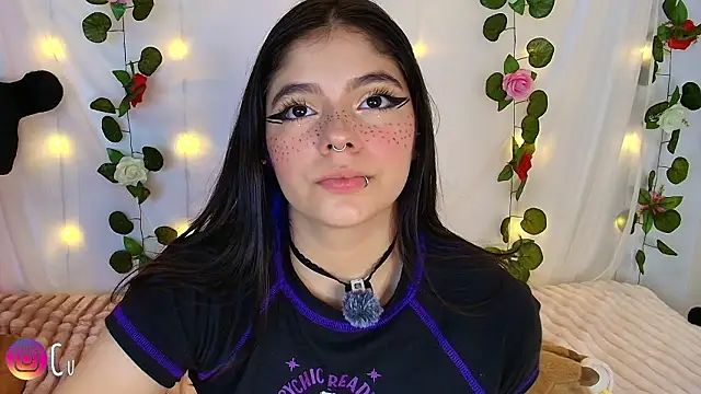 Snapshot of cutee_andrea chatting on February 16, 2026, 2:29 am cutee andrea online show from February 16, 2026, 2:29 am