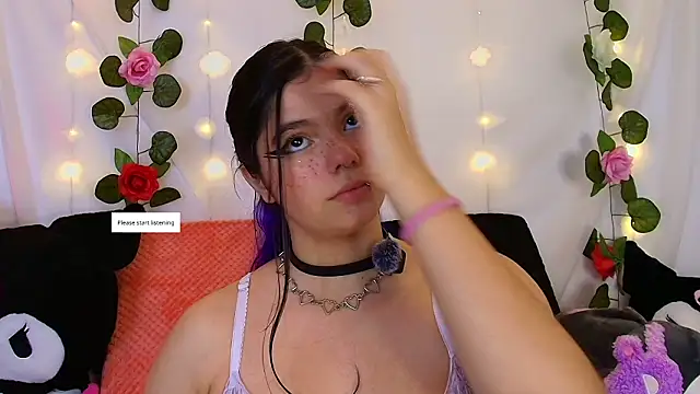 Snapshot of cutee_andrea chatting on March 21, 2026, 2:38 am cutee andrea online show from March 21, 2026, 2:38 am