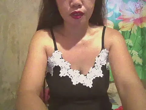 Snapshot of sexymorenal18 chatting on September 19, 2025, 2:24 am sexymorenal18 online show from September 19, 2025, 2:24 am