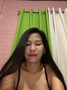 Cleo17 online show from April 23, 2026, 2:52 pm
