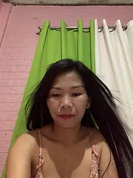 Cleo17 online show from May 5, 2026, 1:52 pm