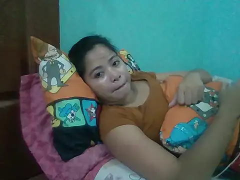 stunningprincesss online show from February 7, 2026, 10:52 am