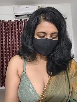 Snapshot of Your-Vedika chatting on August 3, 2026, 4:22 pm Your-Vedika online show from August 3, 2026, 4:22 pm