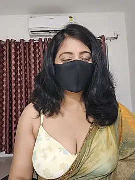 Snapshot of Your-Vedika chatting on August 7, 2026, 4:42 pm Your-Vedika online show from August 7, 2026, 4:42 pm
