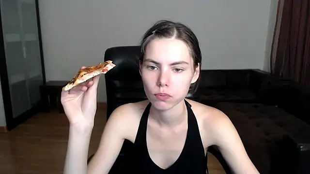 AmelieReve online show from September 24, 2025, 4:43 pm