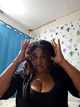 Snapshot of Avannay chatting on April 18, 2026, 1:42 am Avannay online show from April 18, 2026, 1:42 am