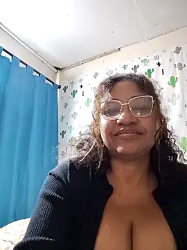 Snapshot of Avannay chatting on April 24, 2026, 12:46 am Avannay online show from April 24, 2026, 12:46 am