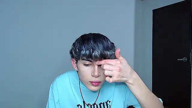 Snapshot of john_vichenso chatting on November 11, 2025, 10:32 pm john vichenso online show from November 11, 2025, 10:32 pm