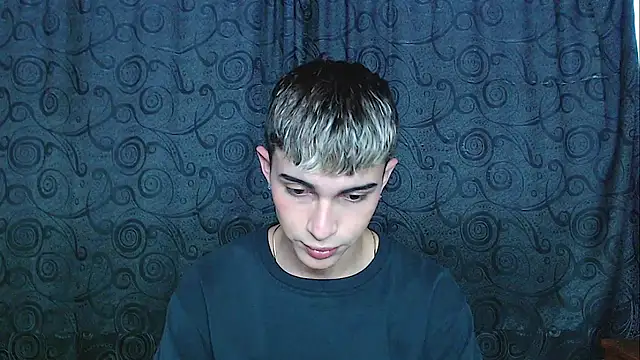 Snapshot of john_vichenso chatting on December 18, 2025, 10:38 pm john vichenso online show from December 18, 2025, 10:38 pm