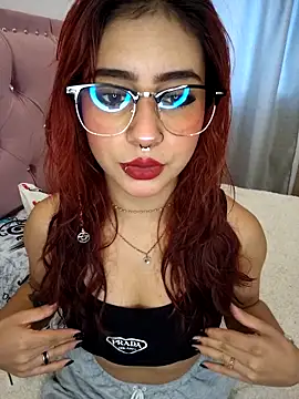 sarah lark  online show from October 17, 2025, 12:19 pm