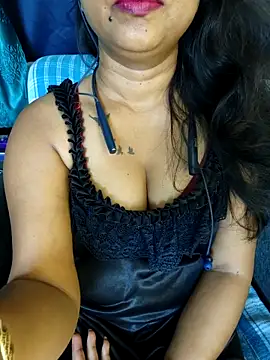 Sexy juhee online show from June 4, 2026, 4:18 am