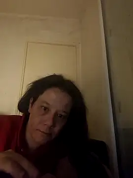 Snapshot of zeousseelphie chatting on April 28, 2026, 2:27 am zeousseelphie online show from April 28, 2026, 2:27 am