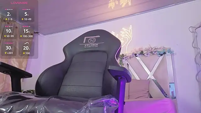 ZURY TAY online show from March 17, 2026, 11:35 am