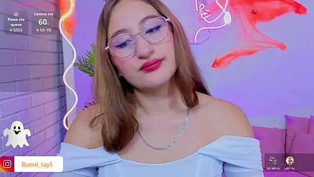 Snapshot of Bunni_tay chatting on October 30, 2025, 11:33 am Bunni tay online show from October 30, 2025, 11:33 am