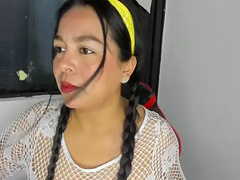 Mature-Debora online show from September 16, 2025, 2:56 am