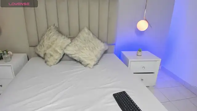 Dani rosse  online show from October 10, 2025, 12:37 pm