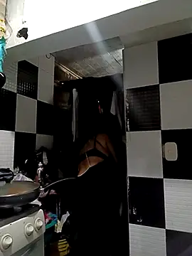 Snapshot of Lady_16 chatting on September 19, 2025, 11:16 pm Lady 16 online show from September 19, 2025, 11:16 pm