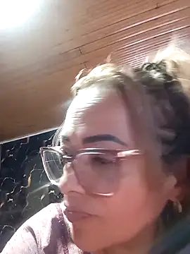 Snapshot of Lady_16 chatting on March 12, 2026, 9:21 pm Lady 16 online show from March 12, 2026, 9:21 pm