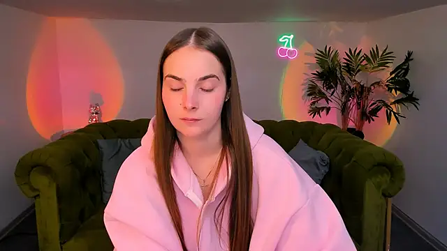 rad rebel  online show from October 5, 2025, 8:18 pm