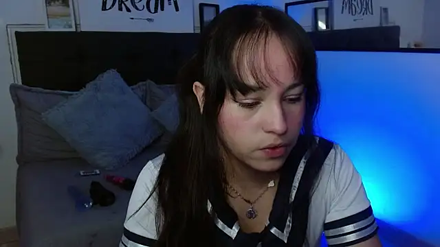 Snapshot of Eymmy_24 chatting on September 13, 2025, 2:11 am Eymmy 24 online show from September 13, 2025, 2:11 am