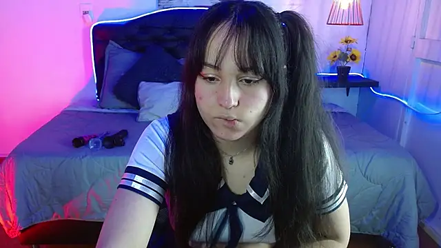 Snapshot of Eymmy_24 chatting on September 20, 2025, 2:34 am Eymmy 24 online show from September 20, 2025, 2:34 am