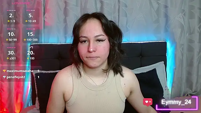 Snapshot of Eymmy_24 chatting on October 26, 2025, 11:53 pm Eymmy 24 online show from October 26, 2025, 11:53 pm