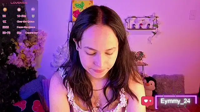 Snapshot of Eymmy_24 chatting on February 9, 2026, 3:21 am Eymmy 24 online show from February 9, 2026, 3:21 am