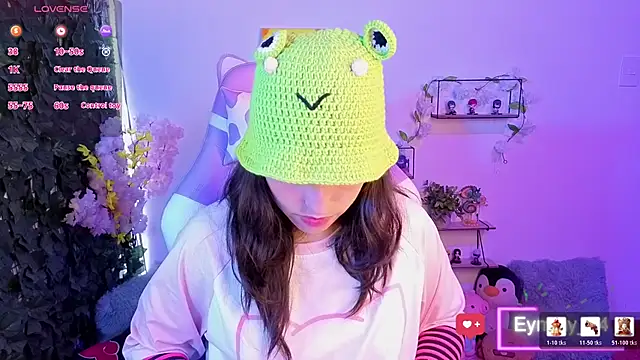 Snapshot of Eymmy_24 chatting on February 16, 2026, 2:51 am Eymmy 24 online show from February 16, 2026, 2:51 am