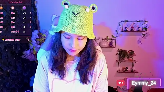 Snapshot of Eymmy_24 chatting on March 1, 2026, 12:56 am Eymmy 24 online show from March 1, 2026, 12:56 am