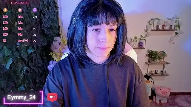 Snapshot of Eymmy_24 chatting on June 10, 2026, 2:12 am Eymmy 24 online show from June 10, 2026, 2:12 am