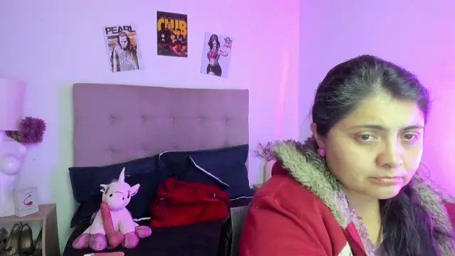 TifanyAmazinng online show from February 6, 2026, 12:41 pm