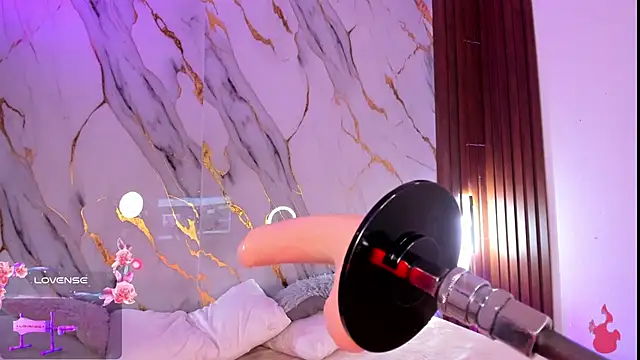 alicecute77 online show from March 2, 2026, 7:15 am