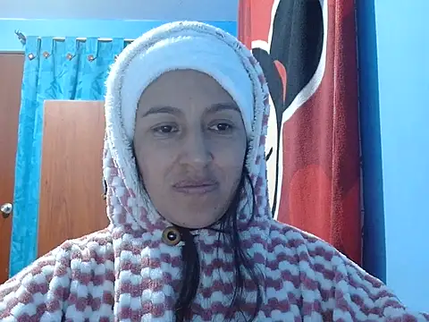 Snapshot of SarahFriendly chatting on July 3, 2026, 12:50 am SarahFriendly online show from July 3, 2026, 12:50 am