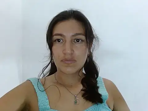 Snapshot of SarahFriendly chatting on July 17, 2026, 8:46 pm SarahFriendly online show from July 17, 2026, 8:46 pm