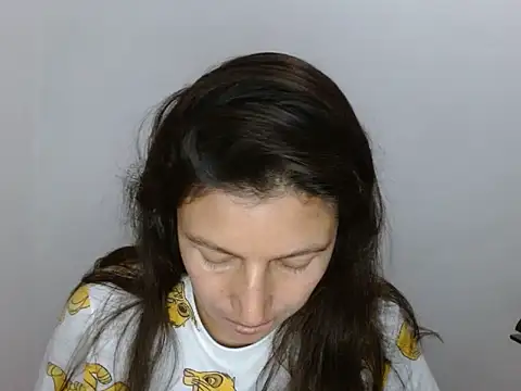 Snapshot of SarahFriendly chatting on July 28, 2026, 1:56 am SarahFriendly online show from July 28, 2026, 1:56 am