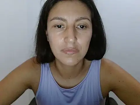 Snapshot of SarahFriendly chatting on July 28, 2026, 8:52 pm SarahFriendly online show from July 28, 2026, 8:52 pm
