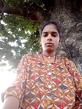 Snapshot of Gulika_Doshi chatting on September 24, 2025, 12:58 am Gulika Doshi online show from September 24, 2025, 12:58 am