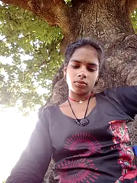 Snapshot of Gulika_Doshi chatting on September 25, 2025, 3:32 am Gulika Doshi online show from September 25, 2025, 3:32 am