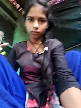 Snapshot of Gulika_Doshi chatting on September 29, 2025, 10:42 am Gulika Doshi online show from September 29, 2025, 10:42 am