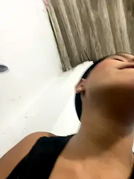 HadeSmit online show from October 8, 2025, 3:37 am