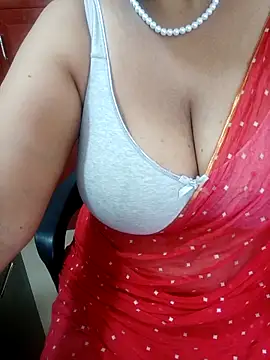 tami lavanya online show from October 4, 2025, 3:04 am