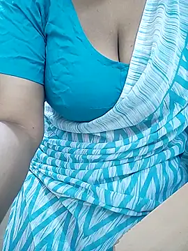 tami lavanya online show from December 16, 2025, 7:35 am