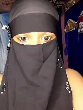 IMANOTI online show from November 1, 2025, 3:47 pm