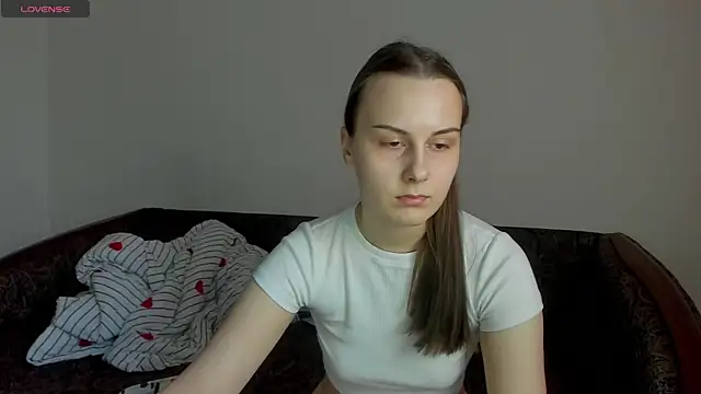 Snapshot of Kelly_Cartier chatting on April 20, 2026, 1:25 pm Kelly Cartier online show from April 20, 2026, 1:25 pm