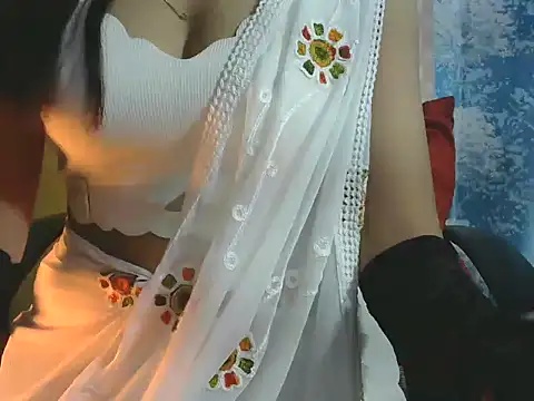 sheetal-sheetal95 online show from February 18, 2026, 3:30 pm