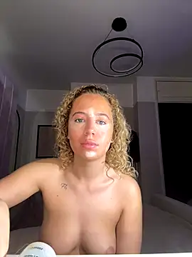 Aurorajadex online show from October 1, 2025, 2:45 pm