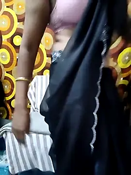deepa-telugu143 online show from May 8, 2026, 9:09 pm